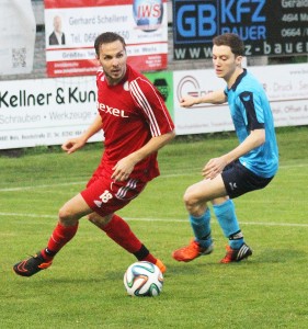 Jürgen Murg DSG Thalheim schoß 1 Tor Foto H Erhardt