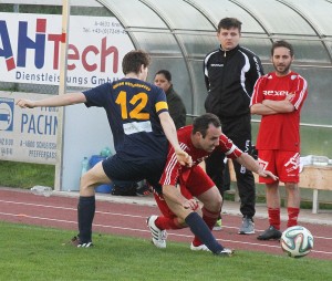 Klaus Gramberger rechts DSG Thalheim Goalgetter Foto H Erhardt