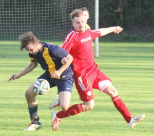 Stefan Trenks DSG Thalheim rechts Foto H Erhardt