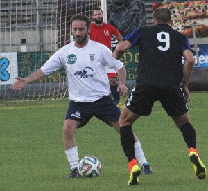 Afrim DSG Thalheim links Pressefoto H Erhardt