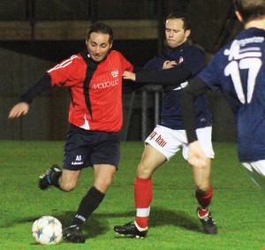 Afrim DSG Thalheim links gegen Lok St Florian Foto H Erhardt
