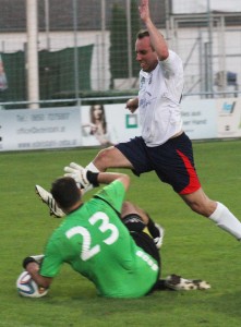 Gramberger Klaus DSG Thalheim schoß das 1 zu 0 Foto Helmut Erhardt