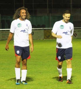 Robert Donev DSG Thalheim links erzielte das 3 zu 1 rechts Jürgen Murg Pressefoto Erhardt