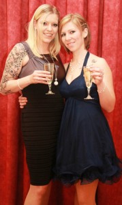 Copy of Christine rechts und Angelice Foto H Erhardt 50p